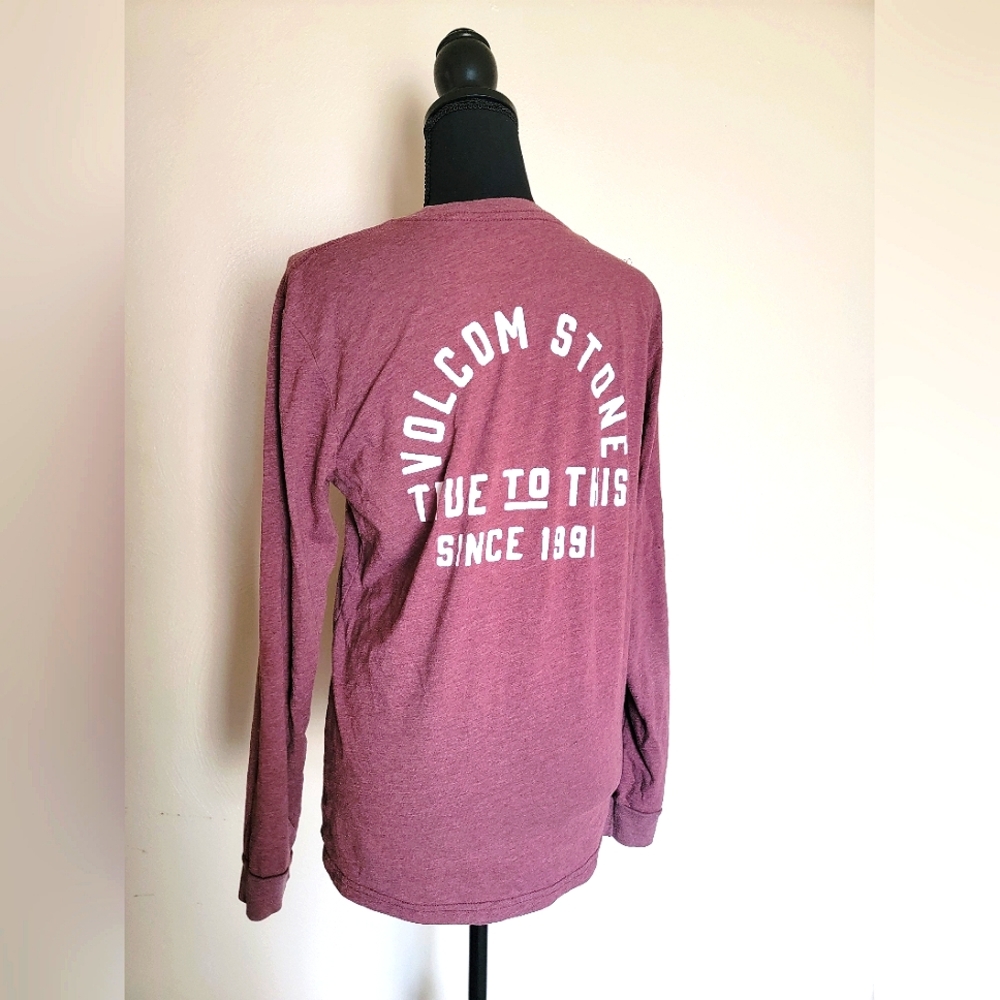 Volcom long sleeves tee size M